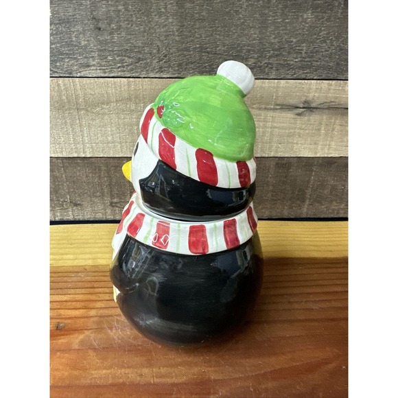 David's cookies cookie jar Penguin in hat and scarf 9” - Picture 5 of 8